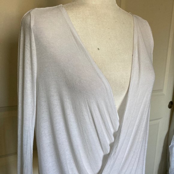 TOBI "LOOK AT THE LIGHT" IVORY WHITE LONG BELL-SLEEVE BLOUSE TOP - Picture 5 of 10